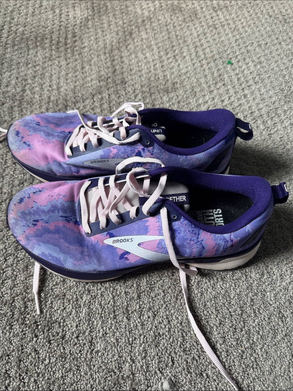 Brooks Women’s Purple & Pink Running Shoes